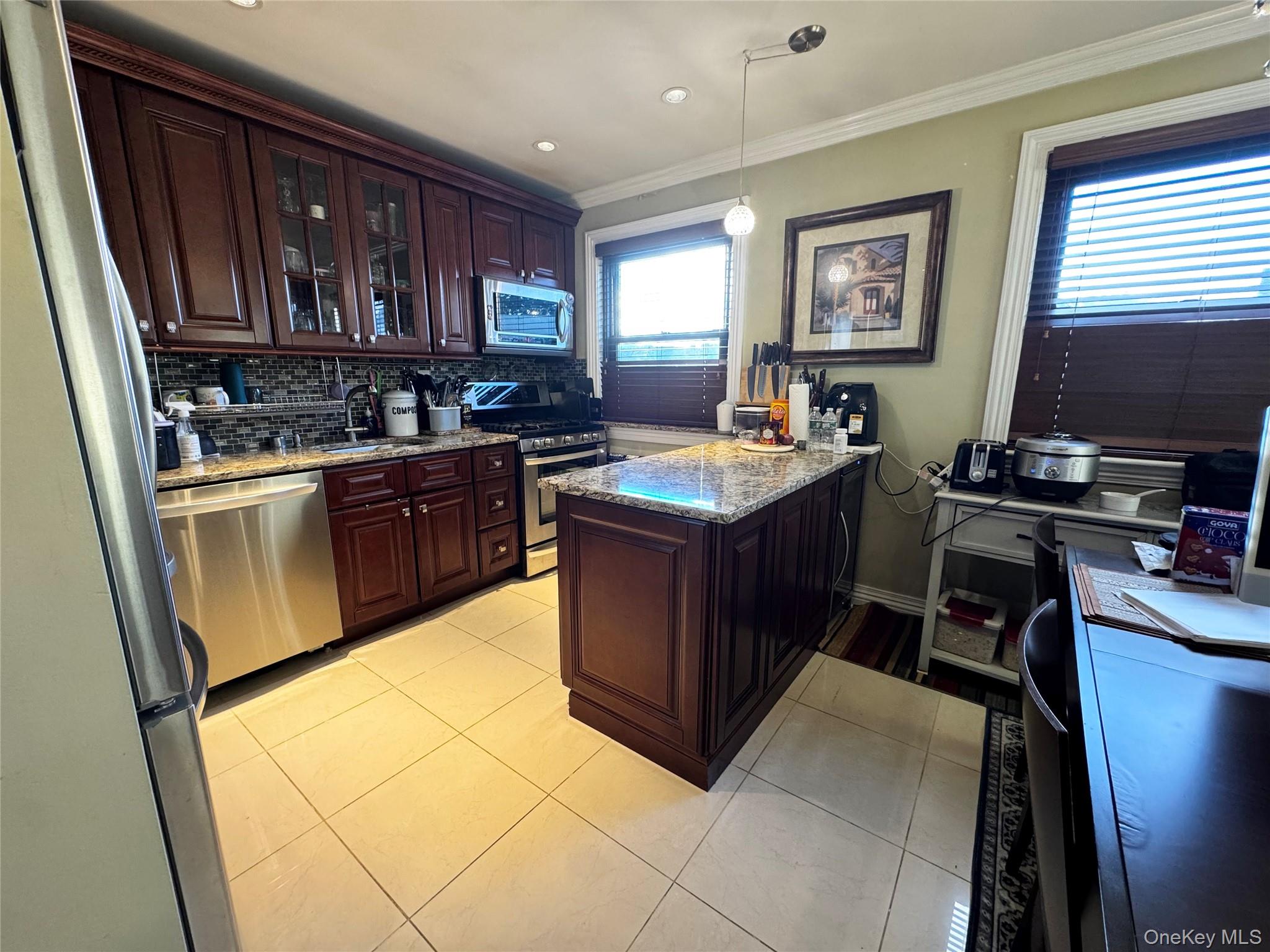 #7 photo, 90-43 Shore Parkway, Howard Beach , NY 11414