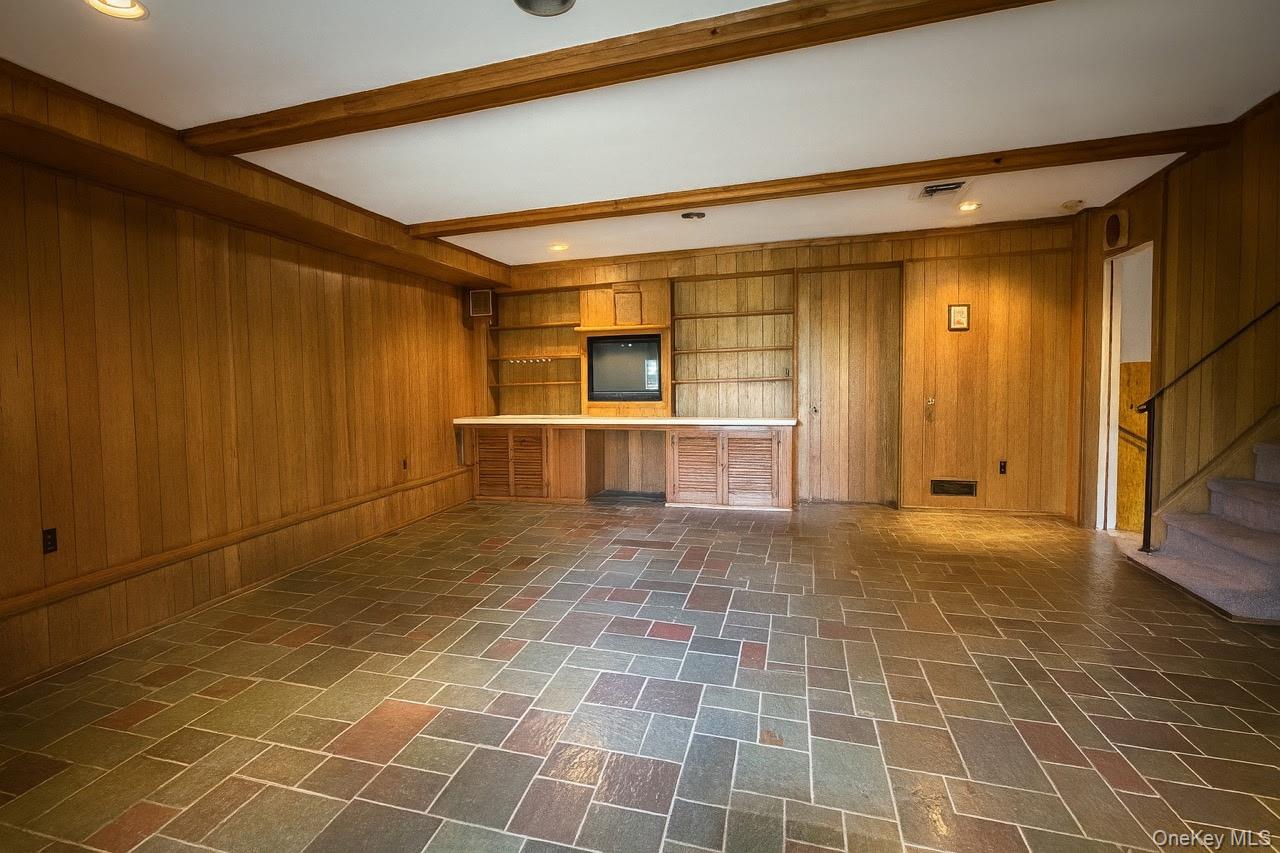 #13 photo, 1475 Gaston Street, Wantagh , NY 11793