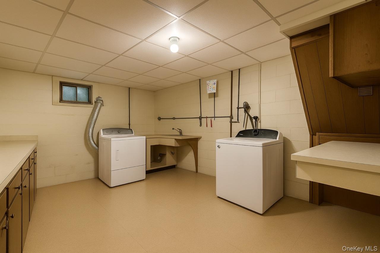 #16 photo, 1475 Gaston Street, Wantagh , NY 11793