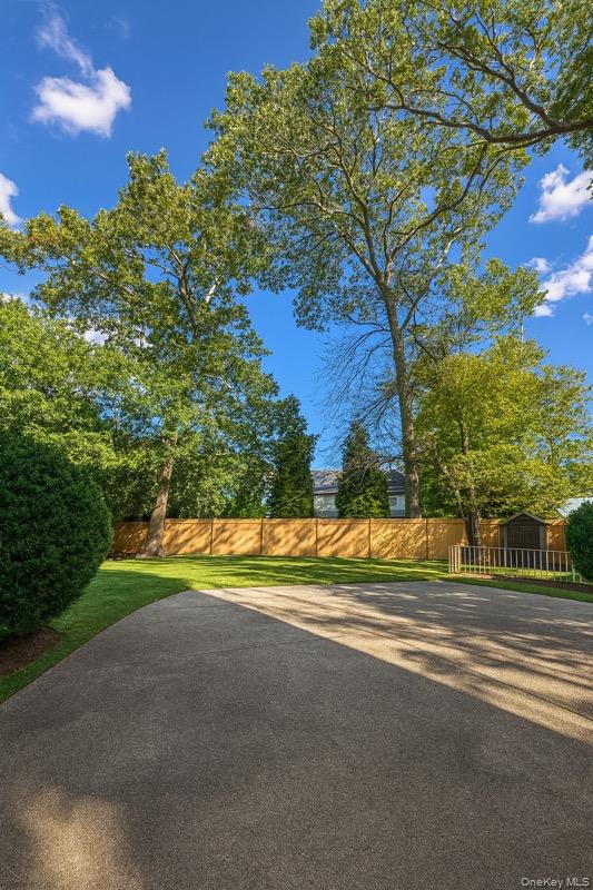 #20 photo, 1475 Gaston Street, Wantagh , NY 11793