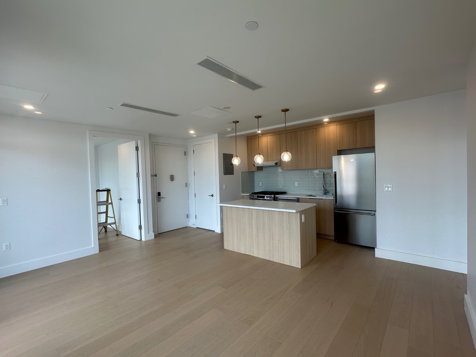 #3 photo, 916 58th St, #4A, Borough Park , NY 11219