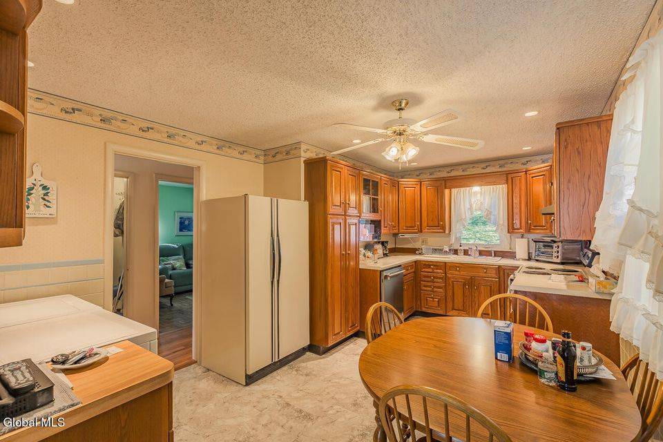 #10 photo, 32 W. 12th Ave., Gloversville , NY 12078