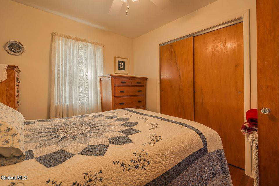 #16 photo, 32 W. 12th Ave., Gloversville , NY 12078