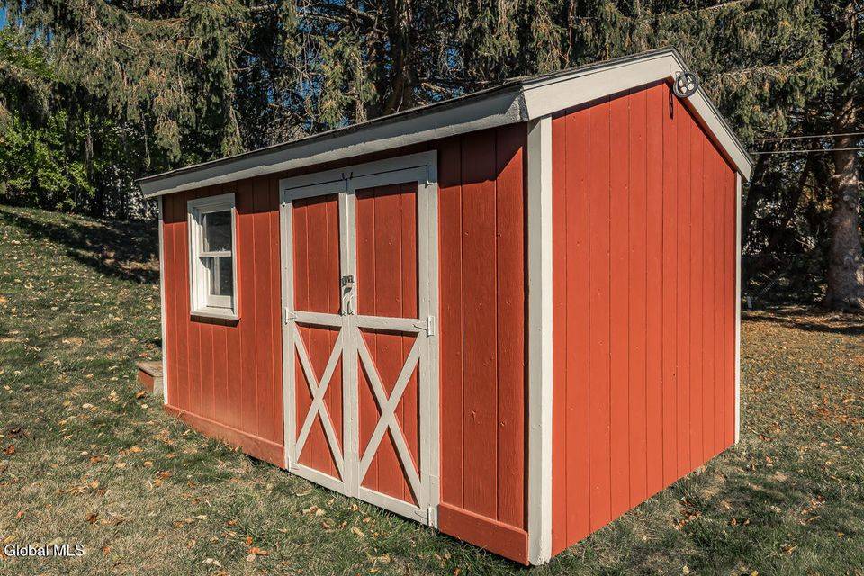 #34 photo, 32 W. 12th Ave., Gloversville , NY 12078