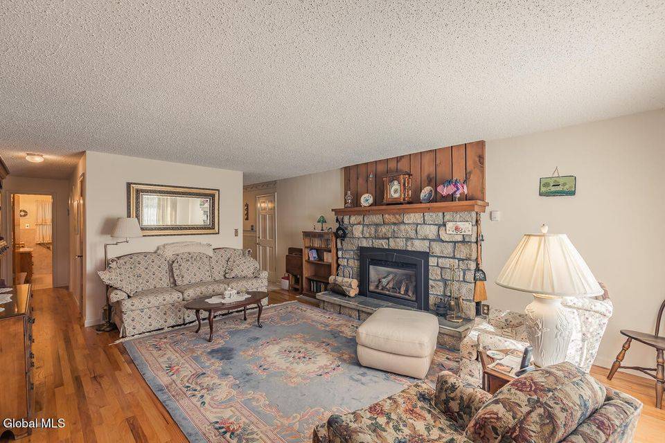 #5 photo, 32 W. 12th Ave., Gloversville , NY 12078