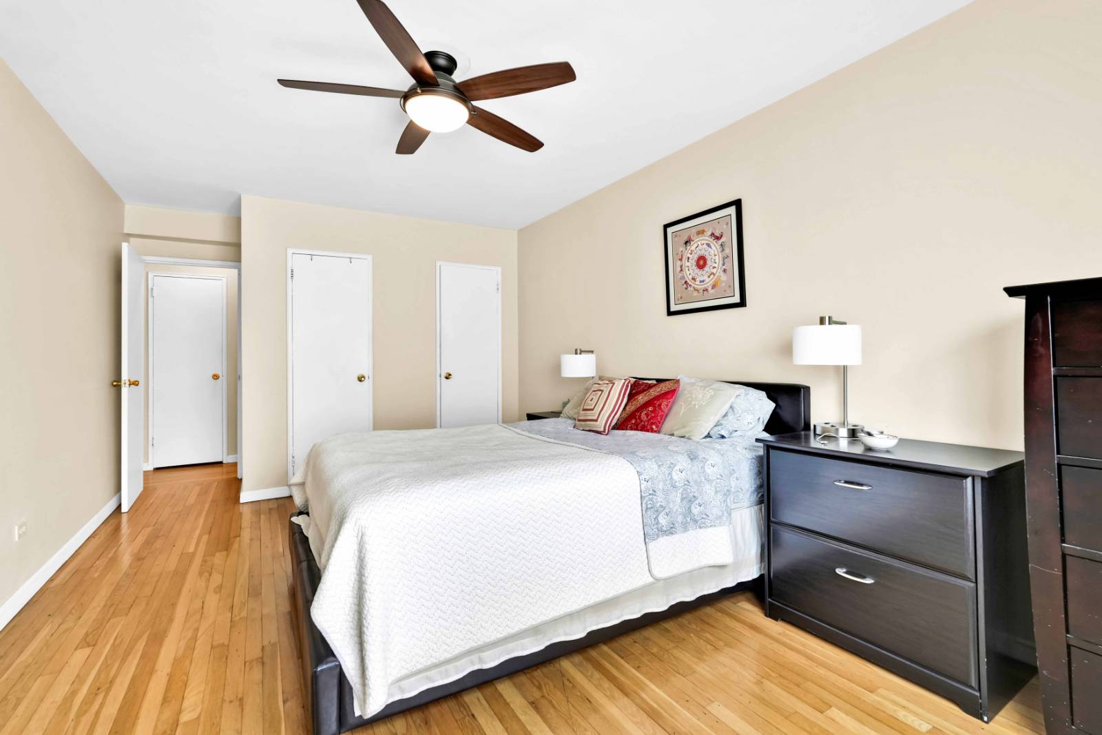 #14 photo, 209-10 41 Ave, Bayside , NY 11361