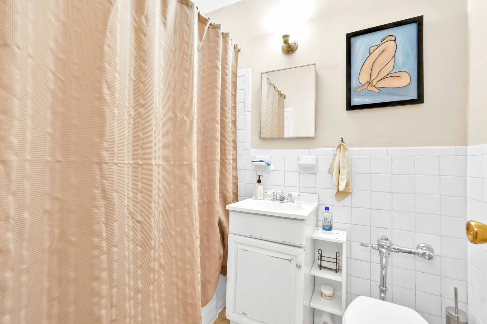 #15 photo, 209-10 41 Ave, Bayside , NY 11361