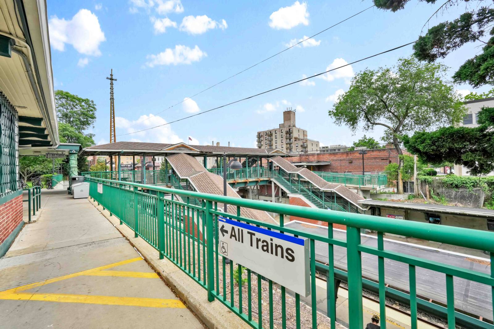 #20 photo, 209-10 41 Ave, Bayside , NY 11361