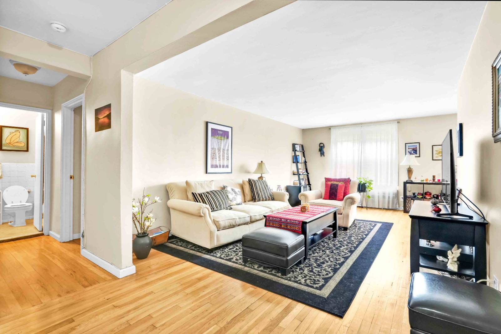 #9 photo, 209-10 41 Ave, Bayside , NY 11361