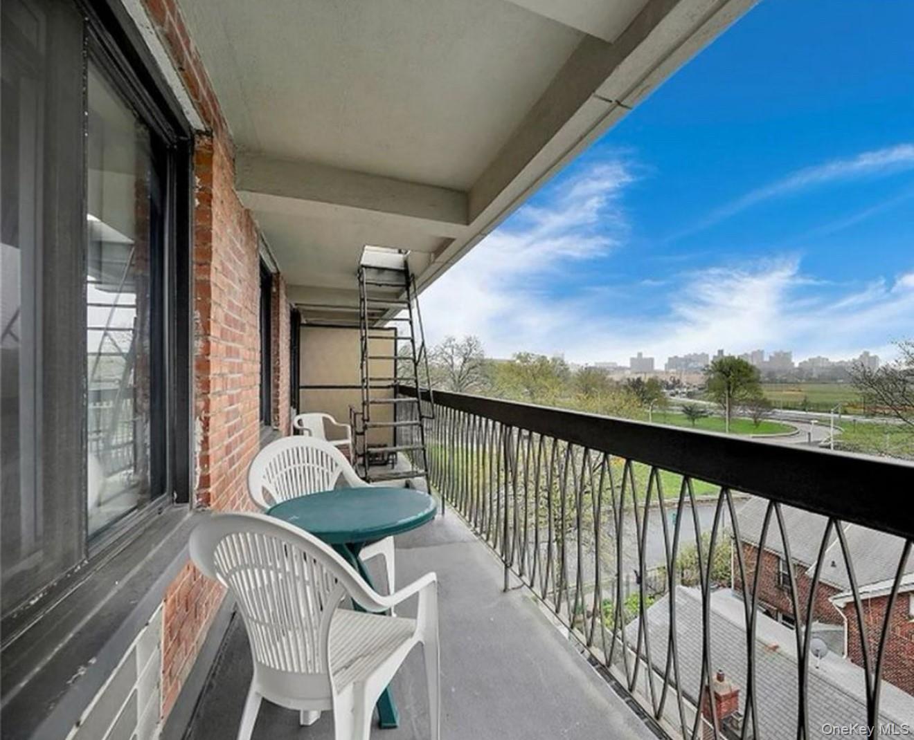 #4 photo, 2121 Shore Parkway, Brooklyn , NY 11214