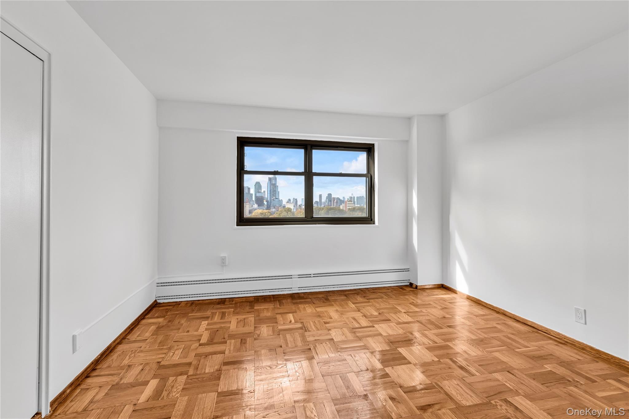 #10 photo, 21-71 34th Avenue, クイーンズ区 Astoria , NY 11106