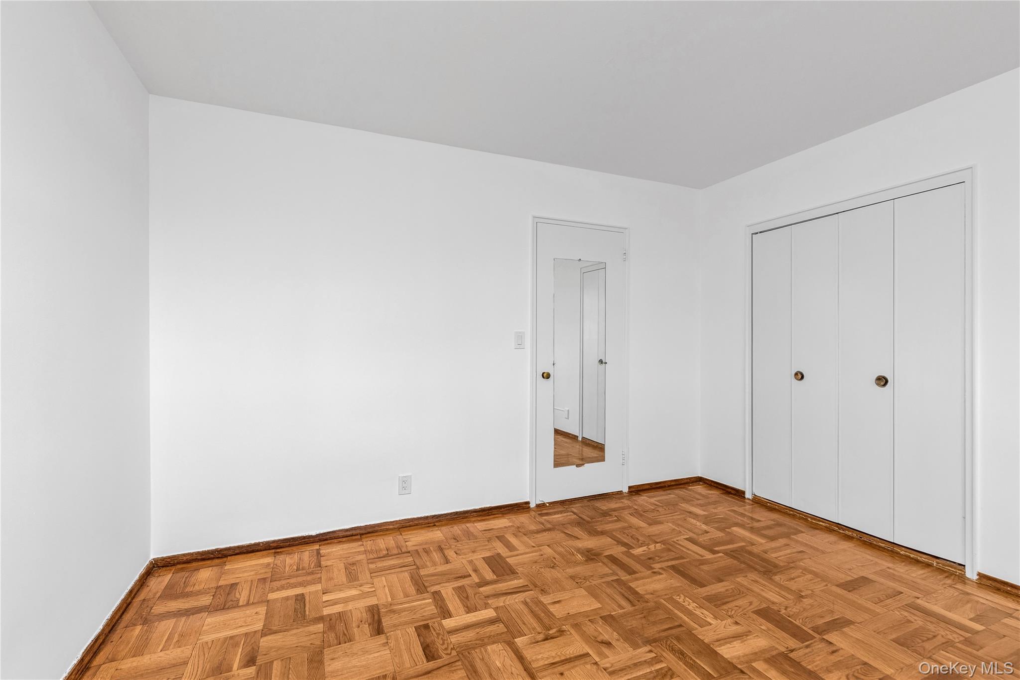 #11 photo, 21-71 34th Avenue, クイーンズ区 Astoria , NY 11106