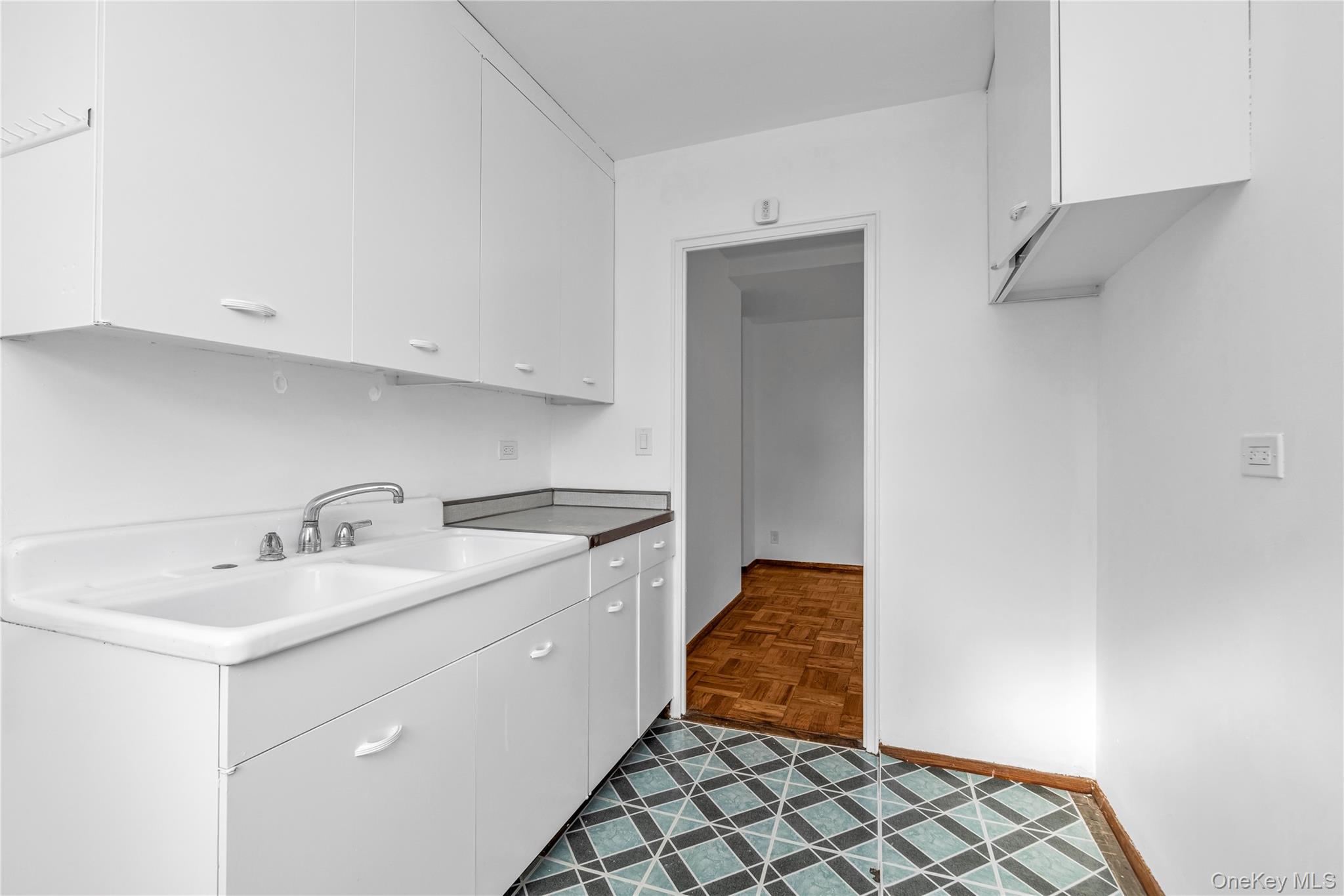 #9 photo, 21-71 34th Avenue, クイーンズ区 Astoria , NY 11106