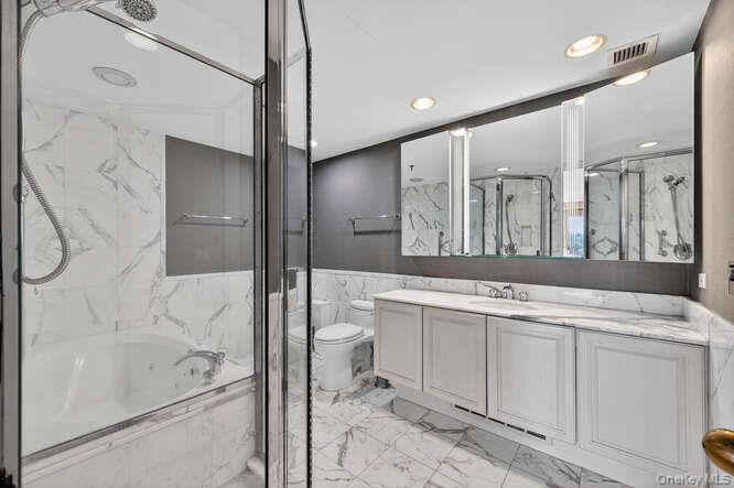 #19 photo, 111 Cherry Valley Avenue, Garden City , NY 11530