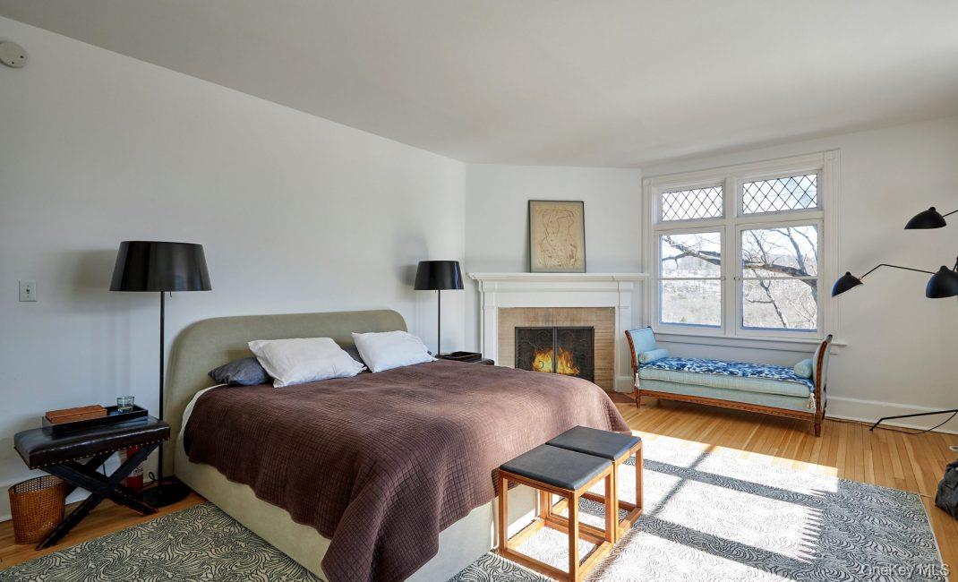 #11 photo, 61 Crows Nest Road, Tuxedo Park , NY 10987