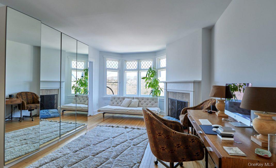 #7 photo, 61 Crows Nest Road, Tuxedo Park , NY 10987