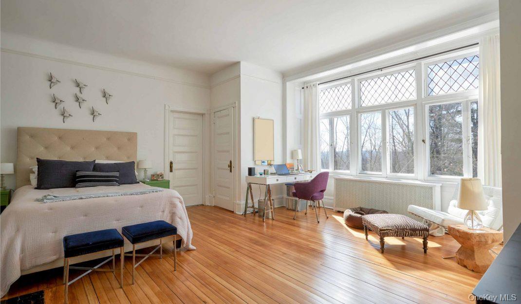 #14 photo, 61 Crows Nest Road, Tuxedo Park , NY 10987