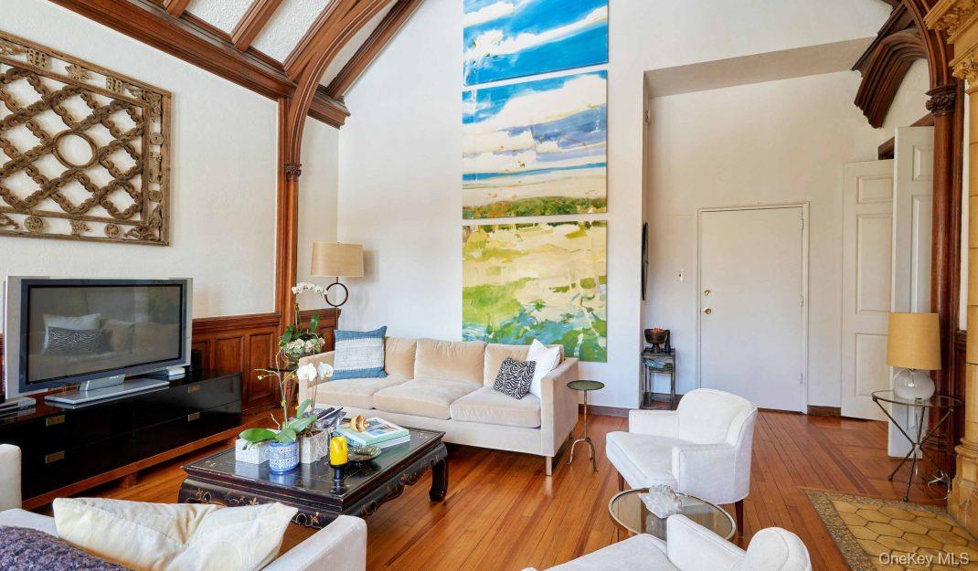 #6 photo, 61 Crows Nest Road, Tuxedo Park , NY 10987