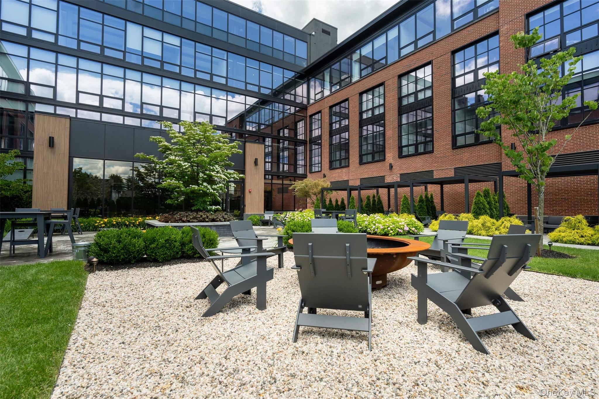 #17 photo, 70 Memorial Plaza, Pleasantville , NY 10570