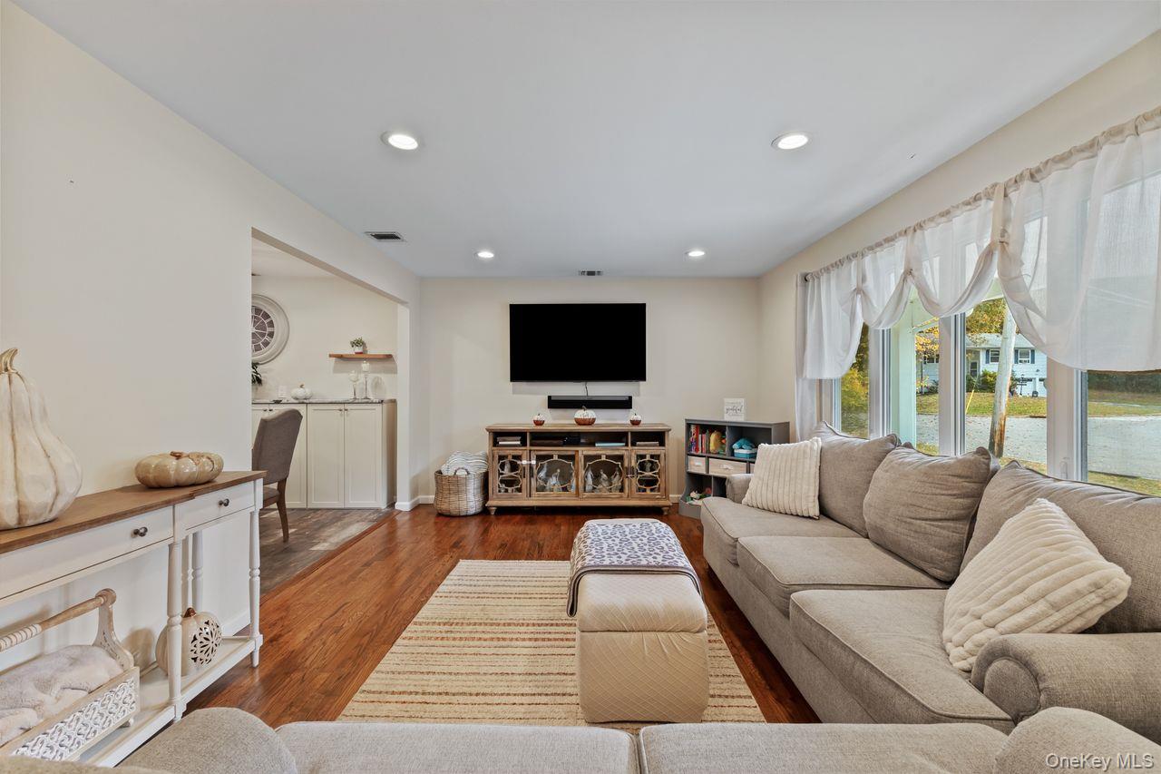 #9 photo, 7 Locust Road, Ossining , NY 10562