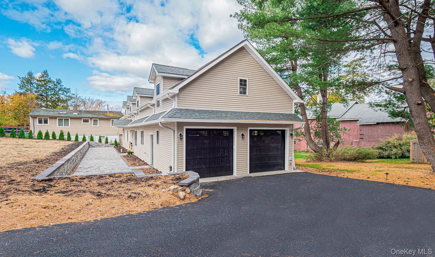 #4 photo, 4 Hawthorn Avenue, Warwick , NY 10990