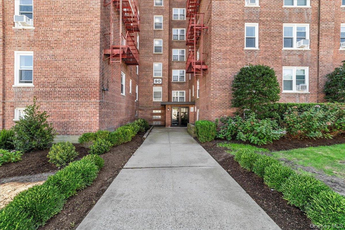 #3 photo, 90 Union Street, New Rochelle , NY 10805