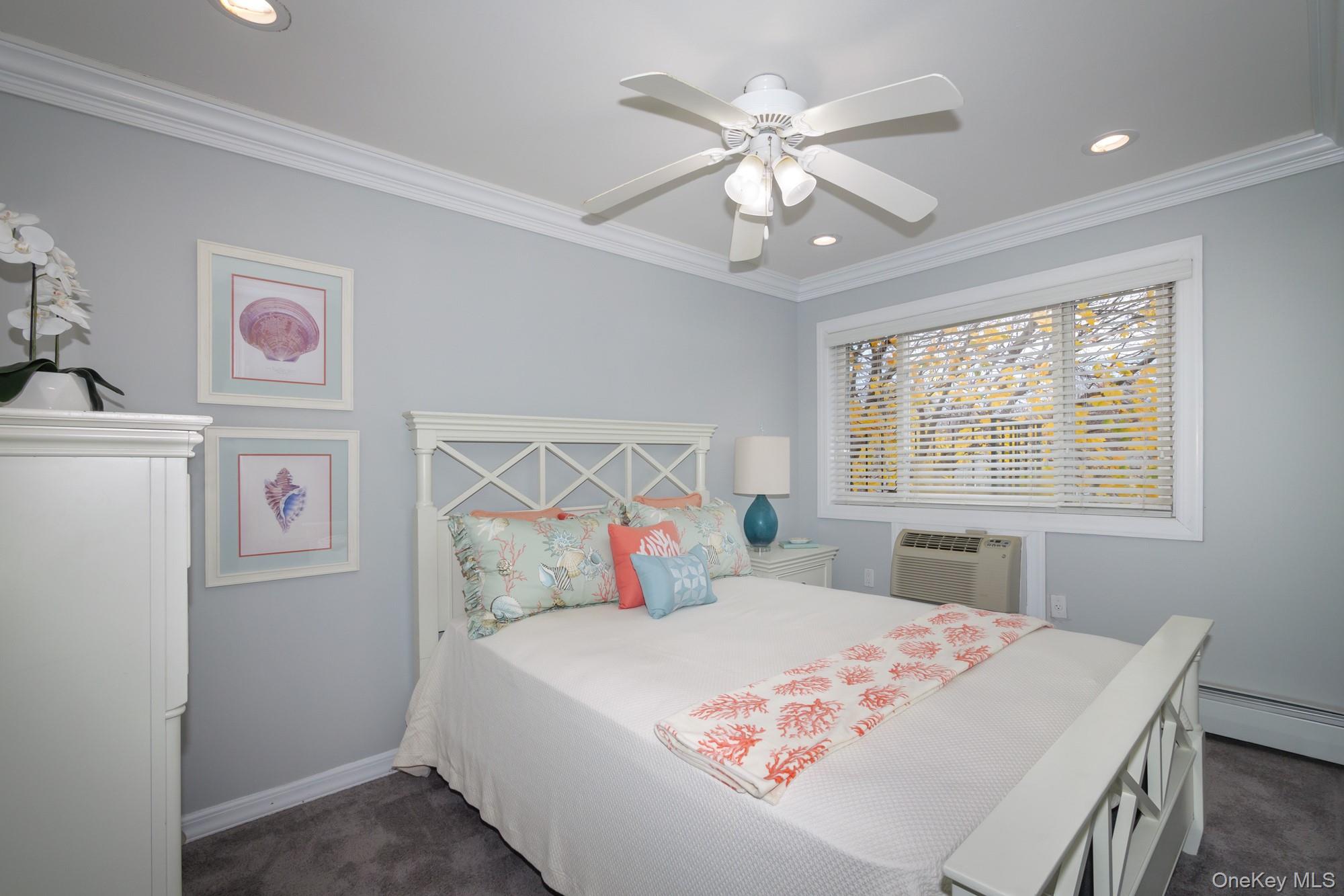 #6 photo, 40 Broadway, サフォーク郡 Amityville , NY 11701