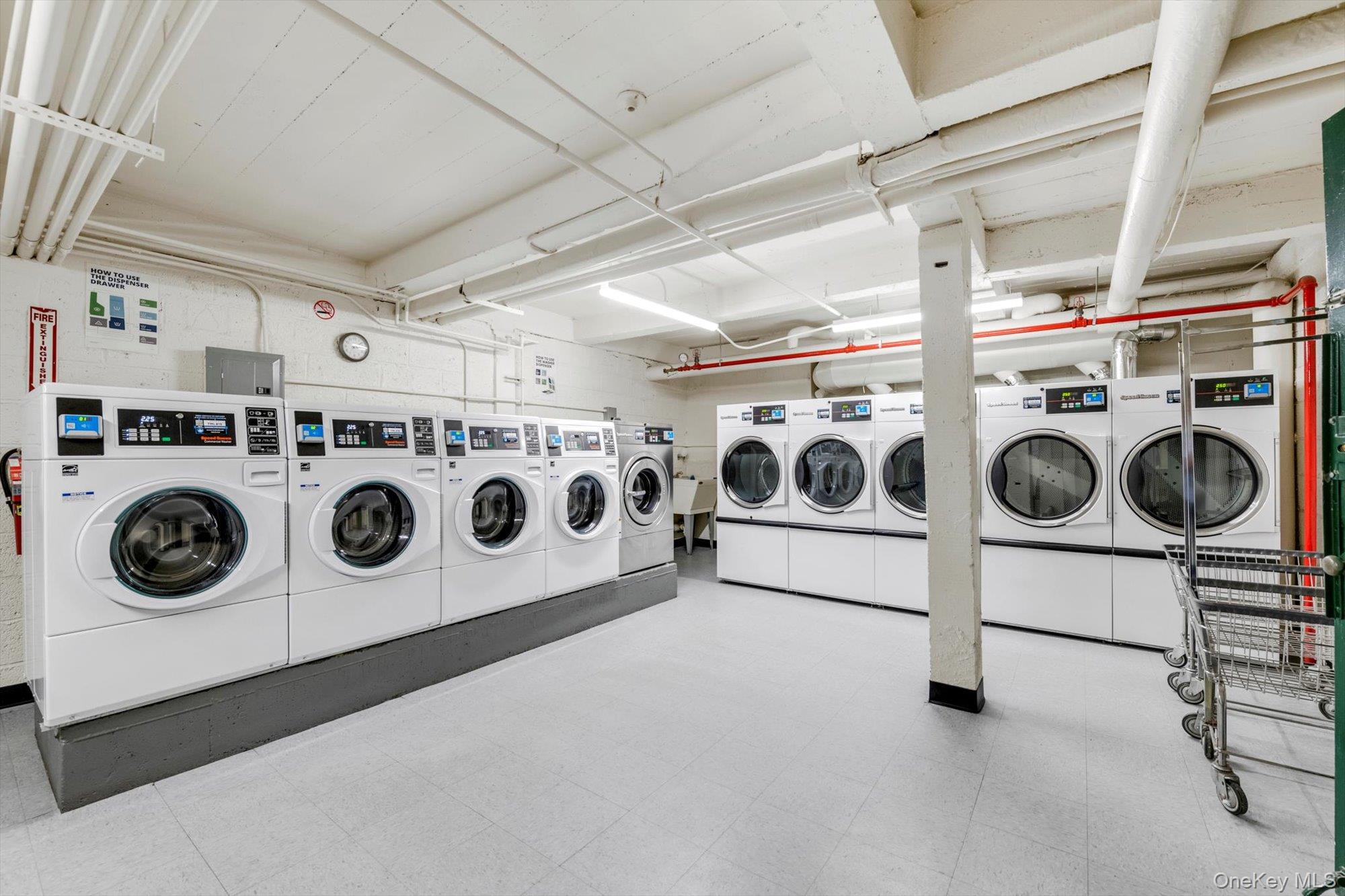 #17 photo, 102-55 67 Drive, クイーンズ区 Forest Hills , NY 11375