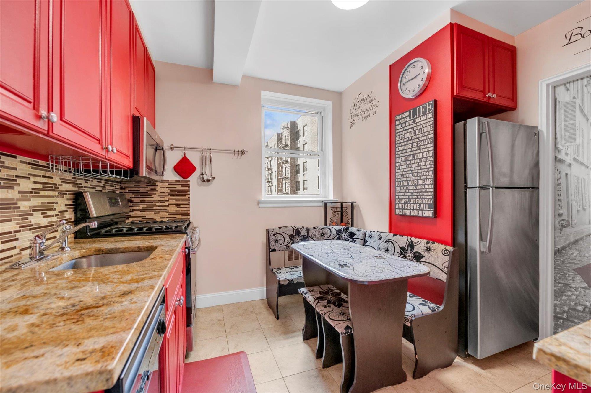 #8 photo, 102-55 67 Drive, クイーンズ区 Forest Hills , NY 11375