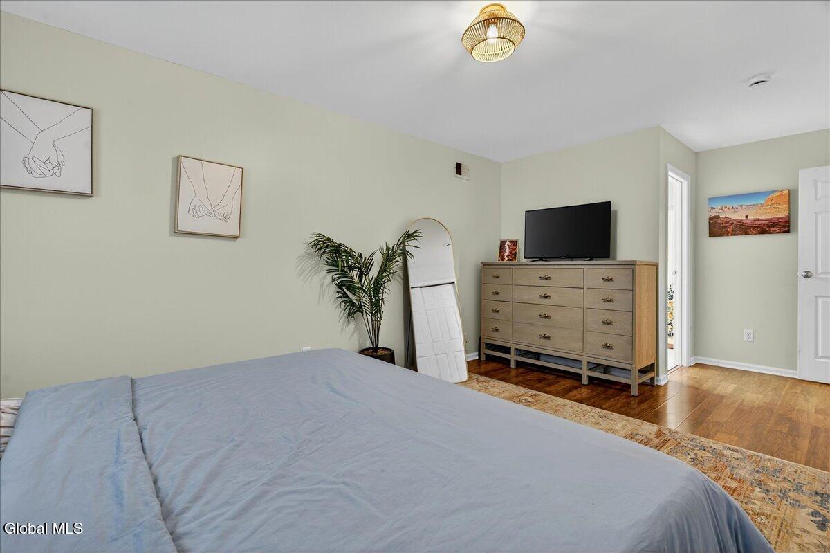 #19 photo, 135 Goldfinch Lane, Milton , NY 12020