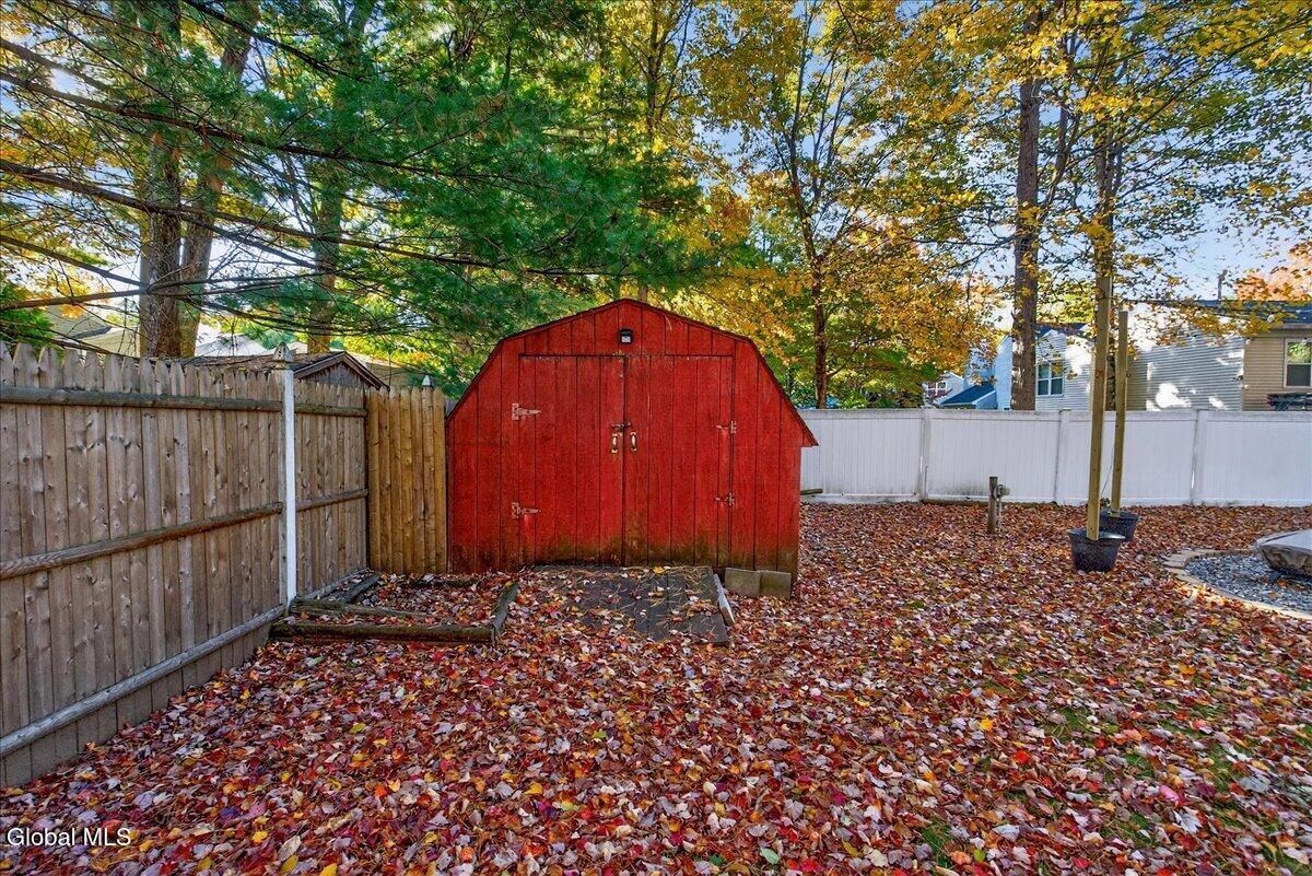 #33 photo, 135 Goldfinch Lane, Milton , NY 12020