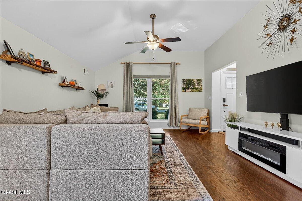 #8 photo, 135 Goldfinch Lane, Milton , NY 12020