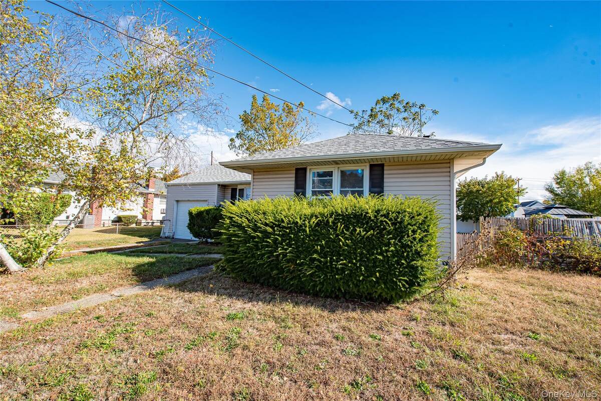 #19 photo, 710 S 4th Street, サフォーク郡 Lindenhurst , NY 11757