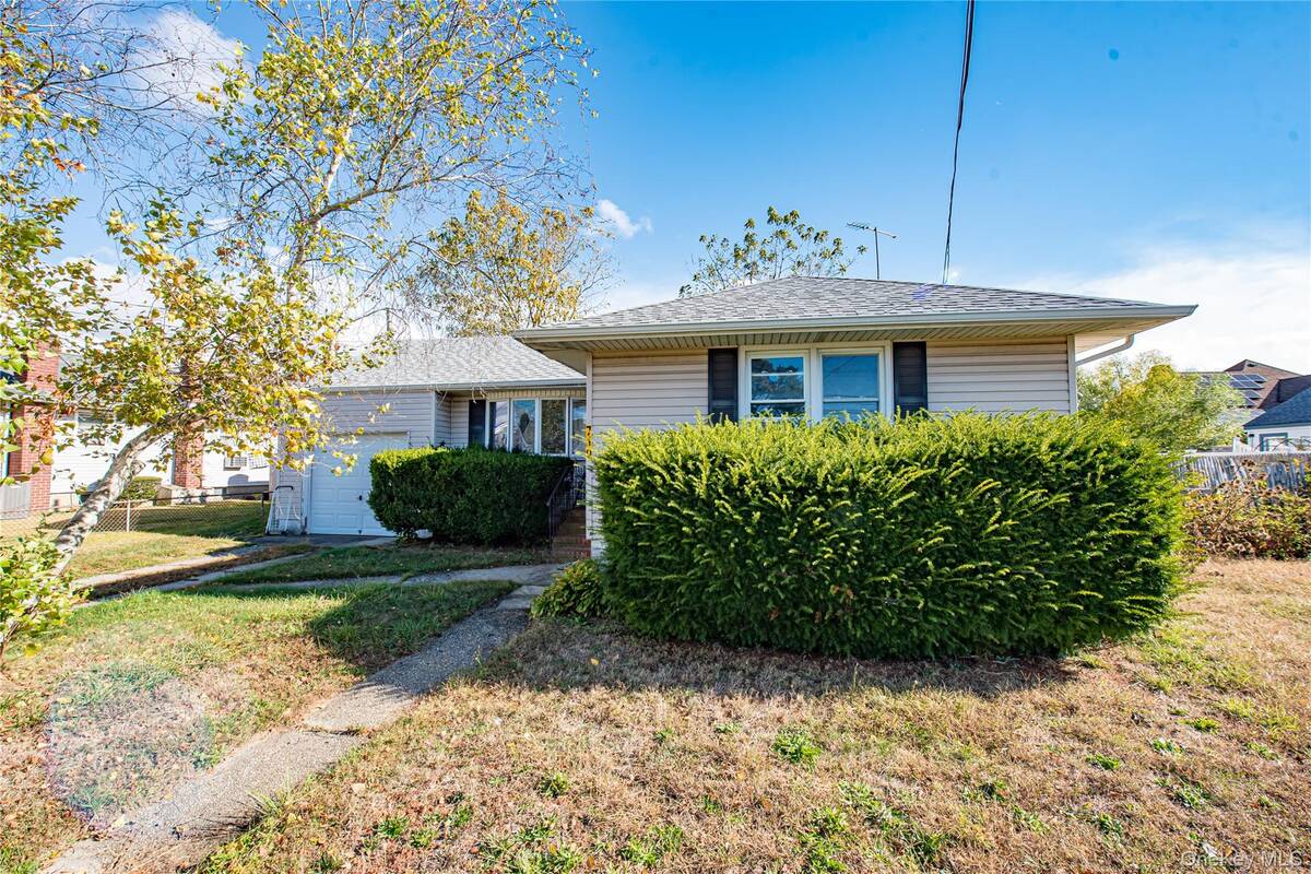 #20 photo, 710 S 4th Street, サフォーク郡 Lindenhurst , NY 11757