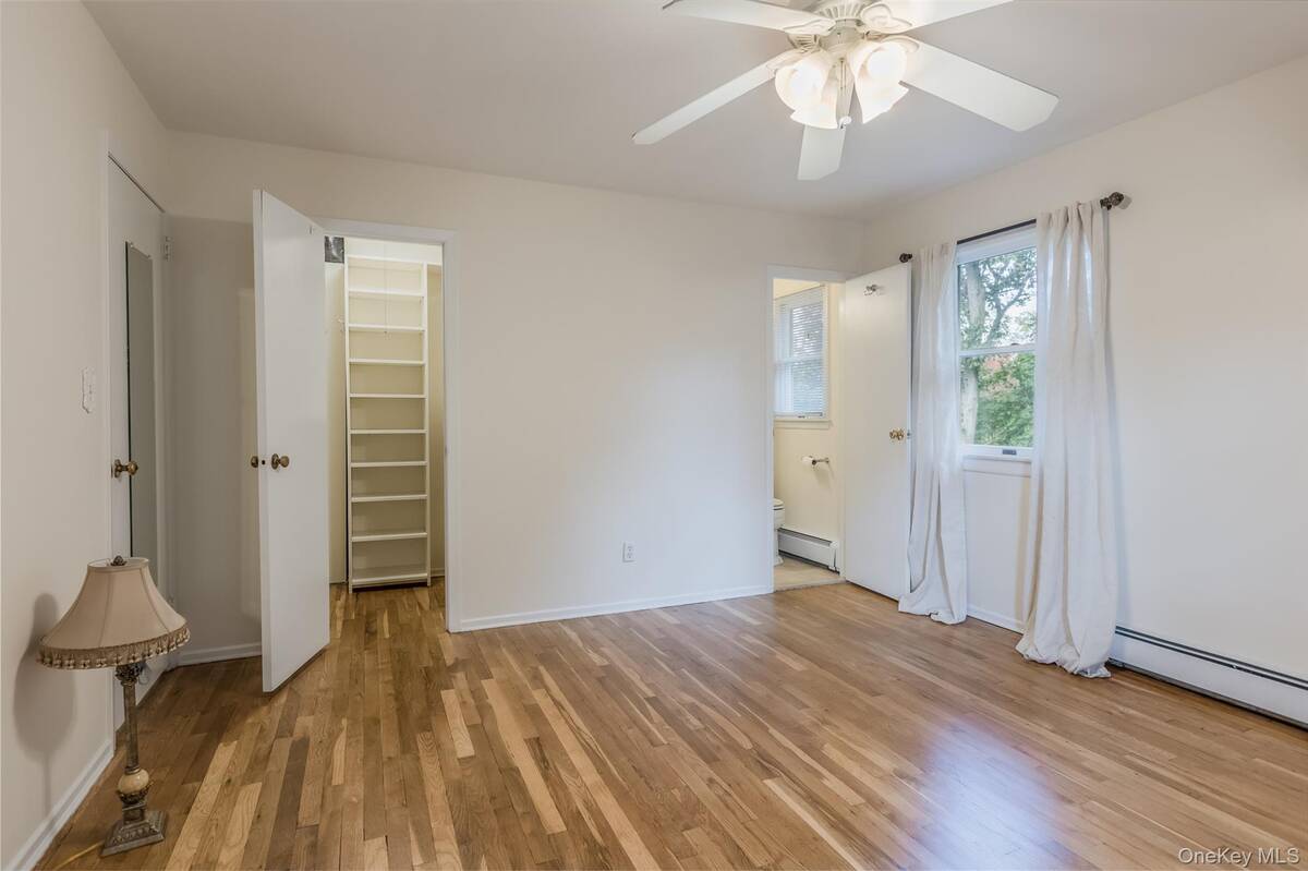 #23 photo, 7 Carriage Lane, サフォーク郡 Setauket , NY 11733