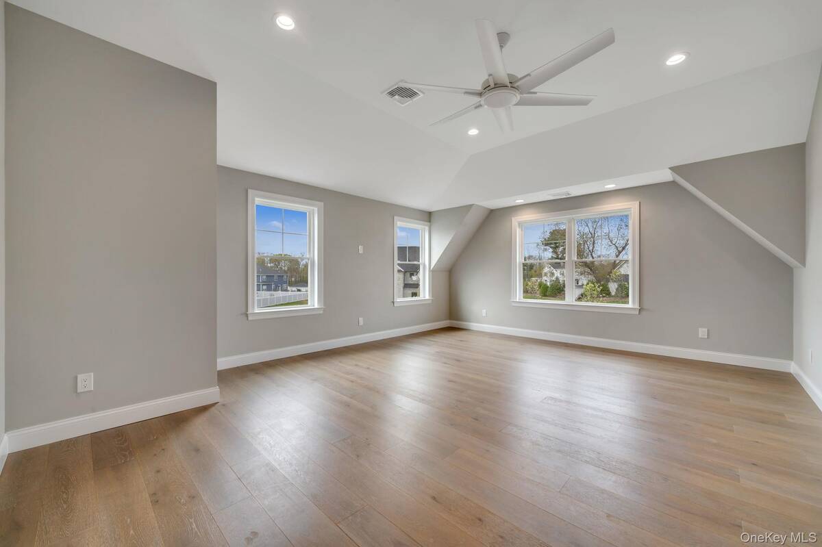 #20 photo, 64 (Lot 2 Ashford) Blydenburgh Road, サフォーク郡 Centereach , NY 11720