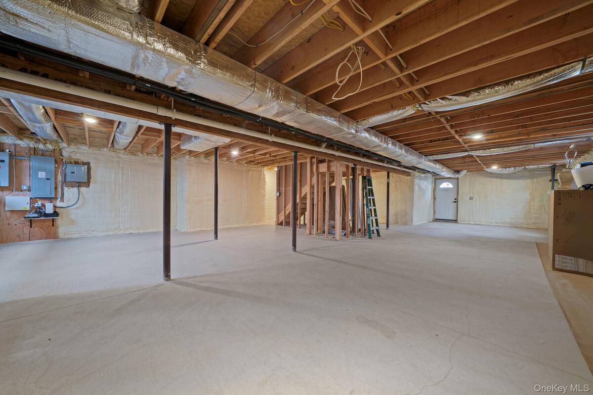 #35 photo, 64 (Lot 2 Ashford) Blydenburgh Road, サフォーク郡 Centereach , NY 11720