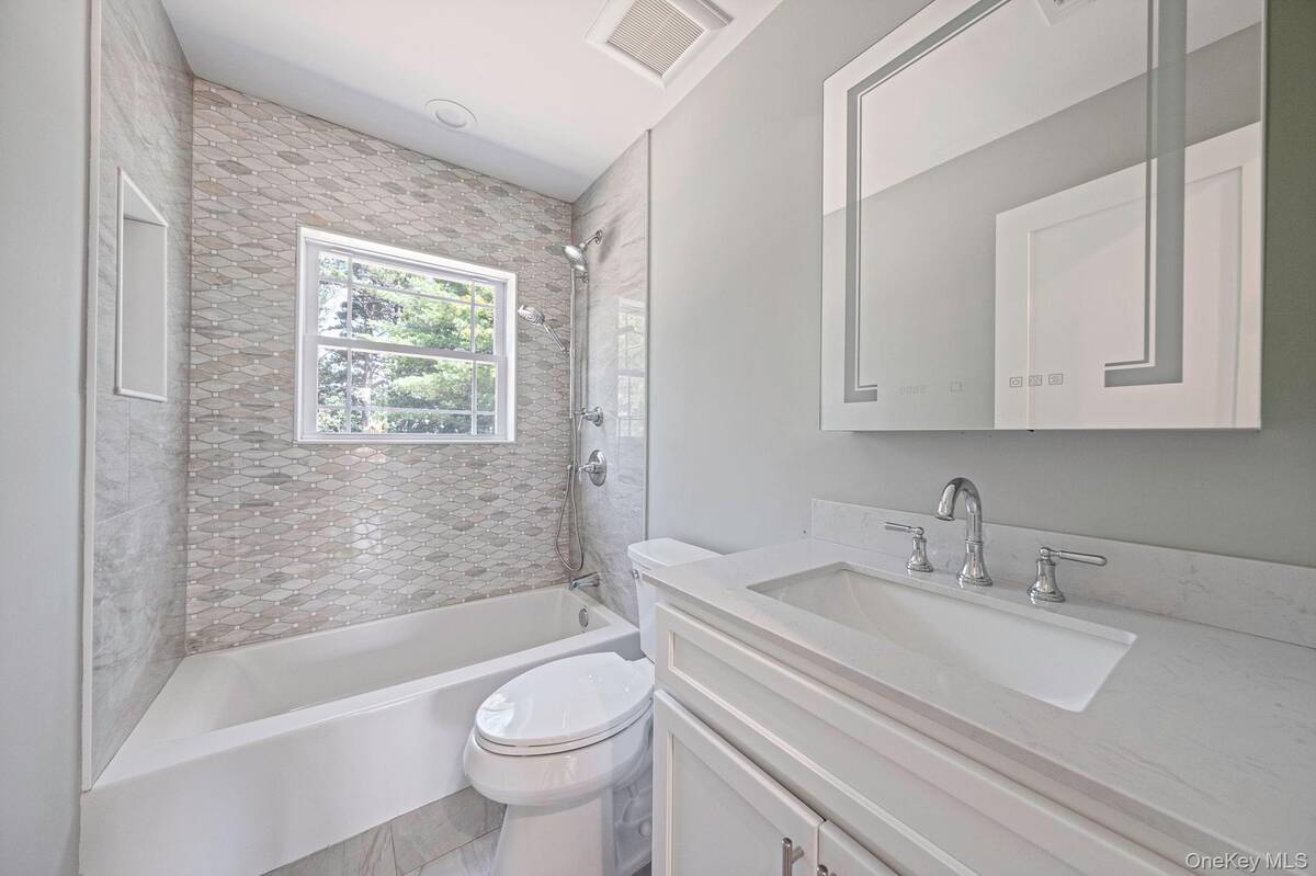 #19 photo, 64 (Lot 3 Birmingham) Blydenburgh Road, サフォーク郡 Centereach , NY 11720