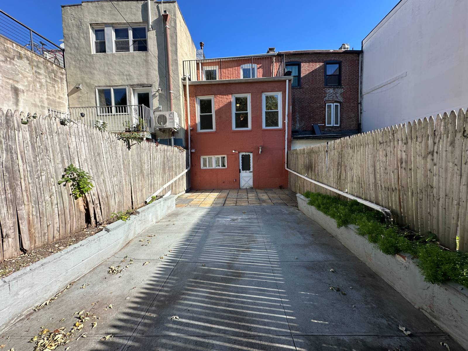 #11 photo, 101 Pioneer Street, #1, ブルックリン区 Red Hook , NY 11231