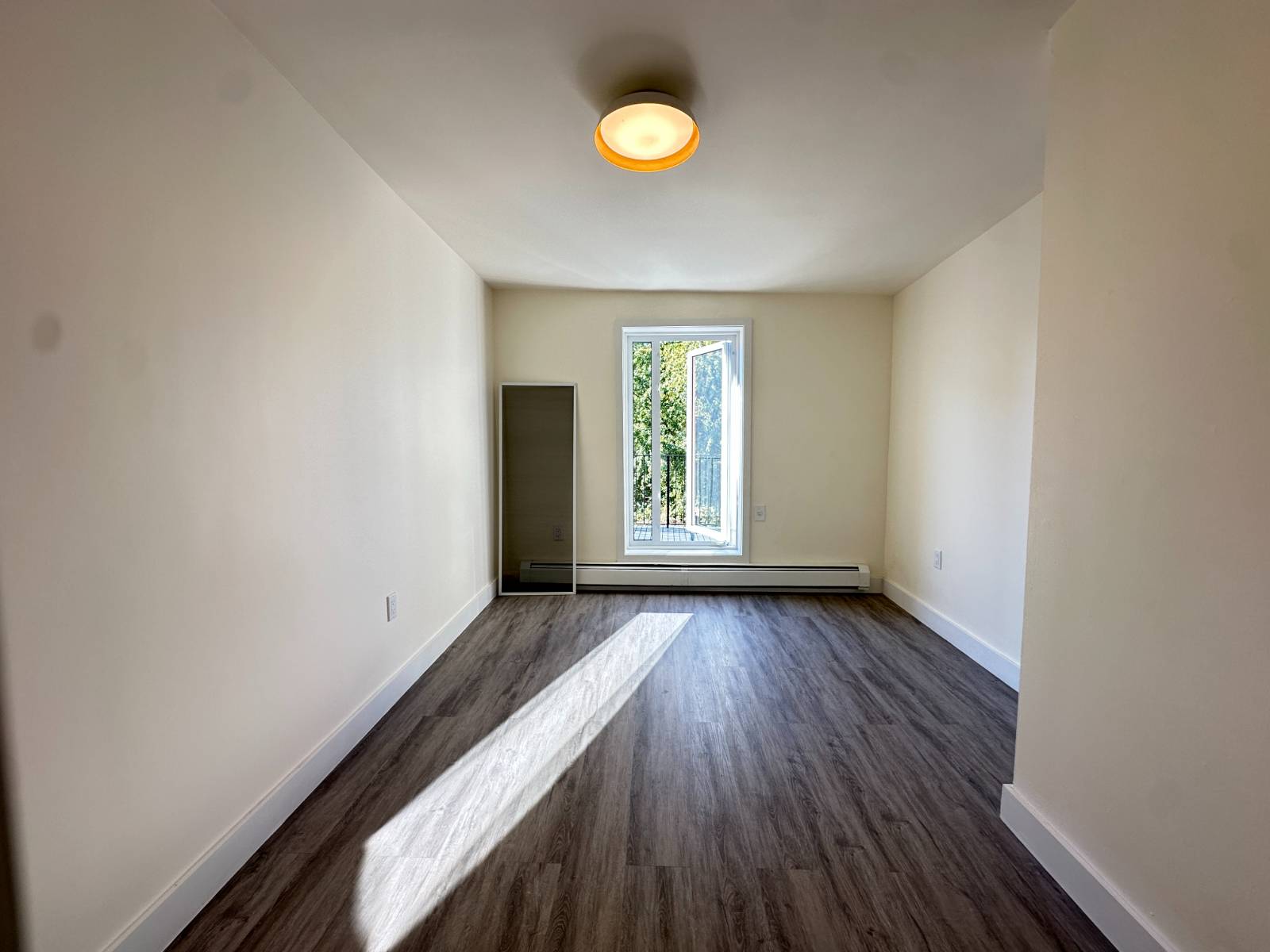 #4 photo, 101 Pioneer Street, #2, ブルックリン区 Red Hook , NY 11231