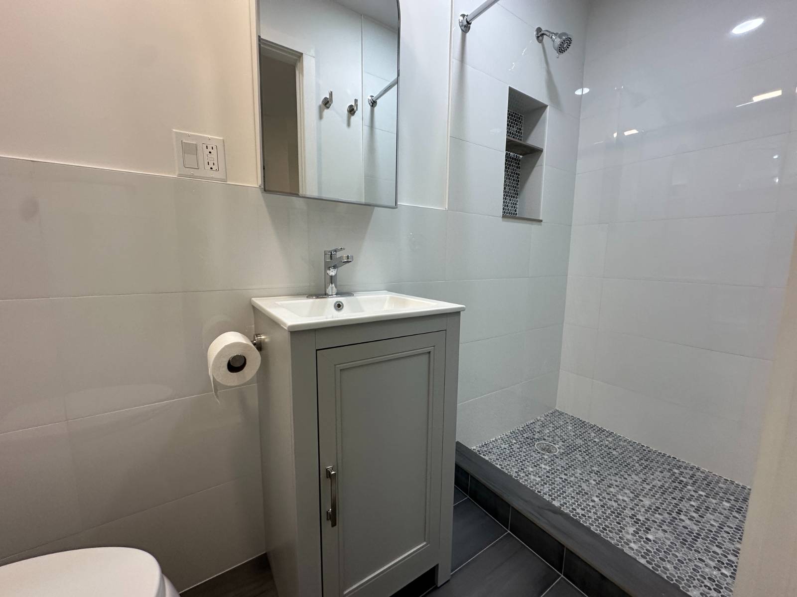 #7 photo, 101 Pioneer Street, #2, ブルックリン区 Red Hook , NY 11231