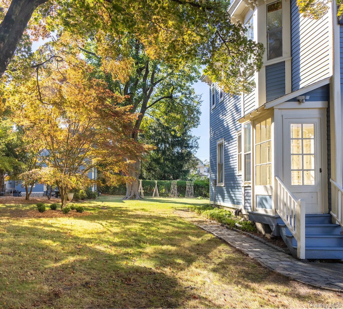 #12 photo, 36 Belden Avenue, Dobbs Ferry , NY 10522