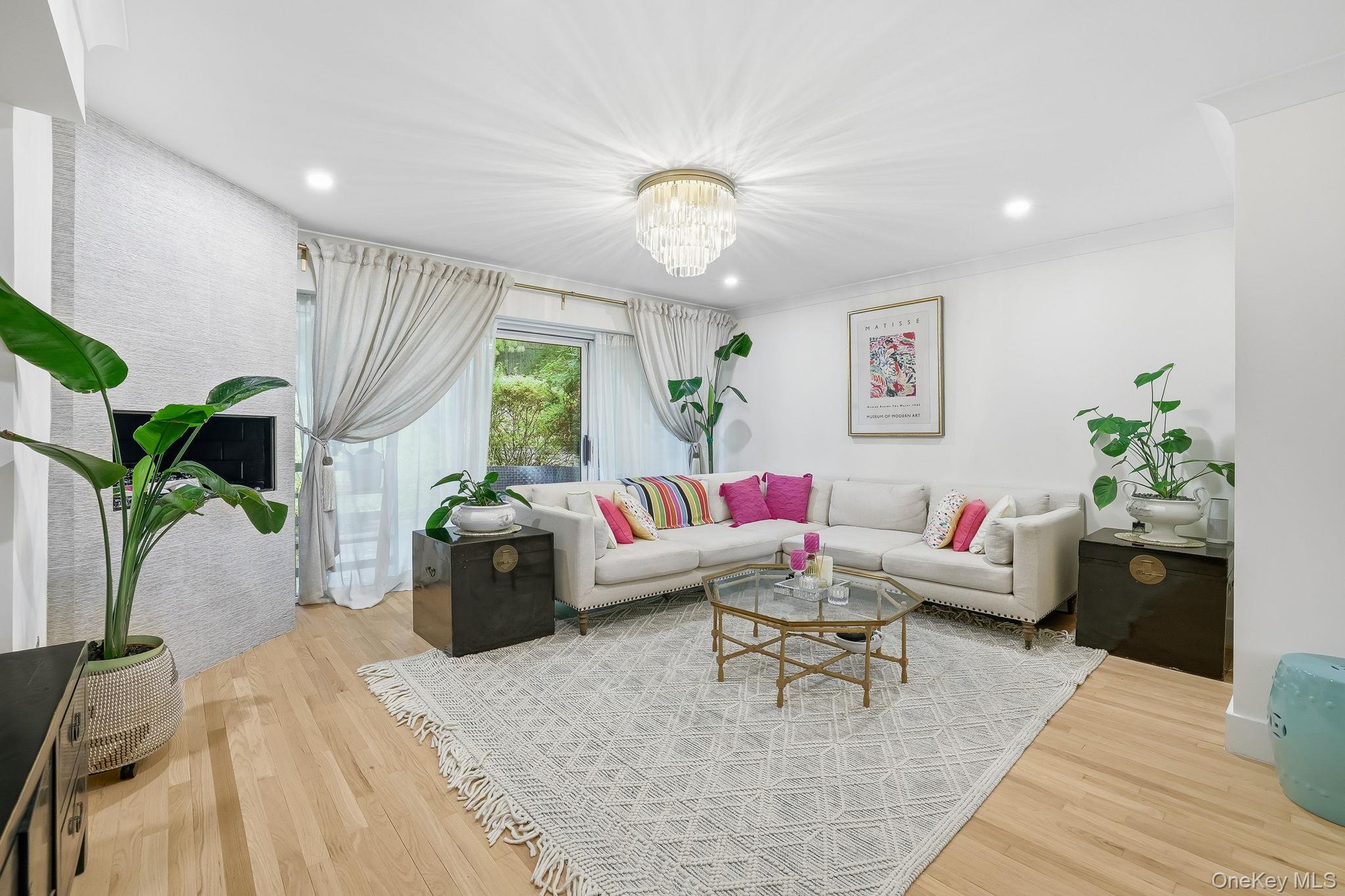 #10 photo, 1068 Boston Post Road, Rye , NY 10580