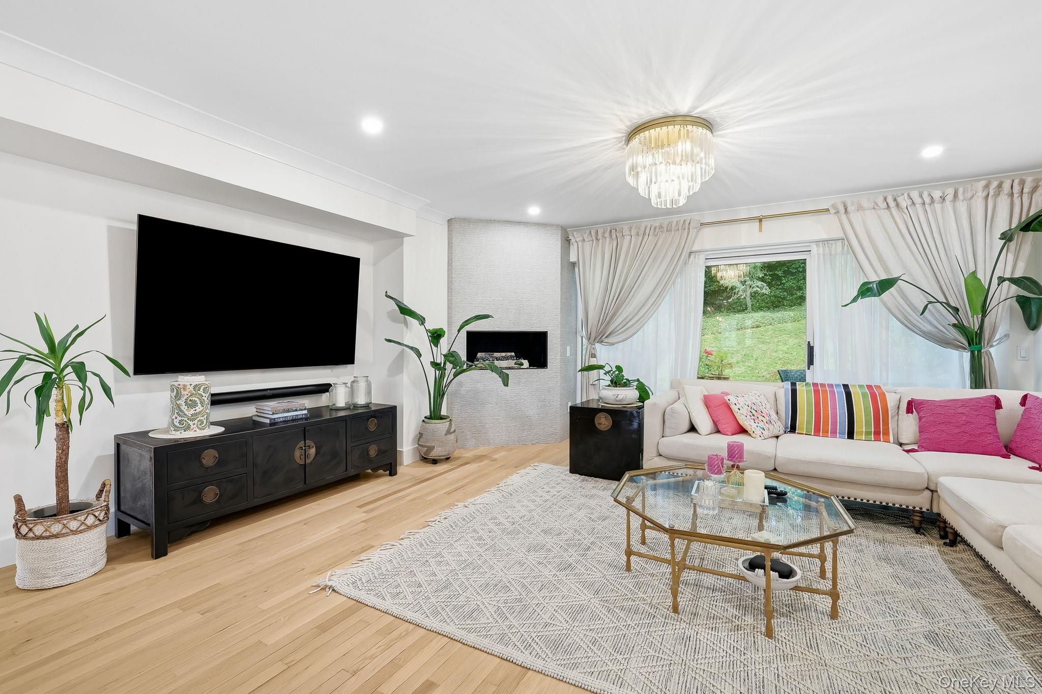 #11 photo, 1068 Boston Post Road, Rye , NY 10580