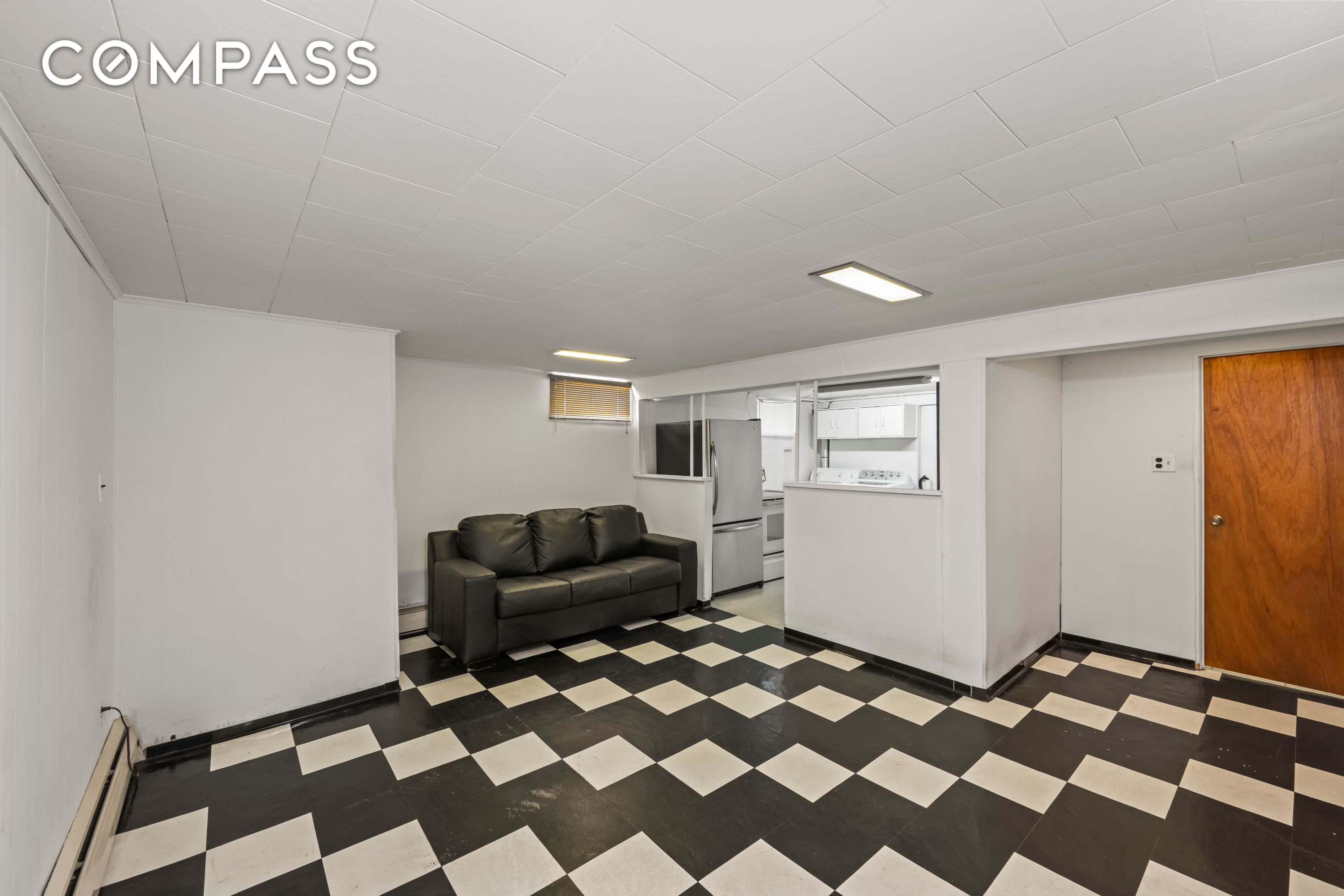 #23 photo, 522 Stewart Avenue, New York City , NY 10314