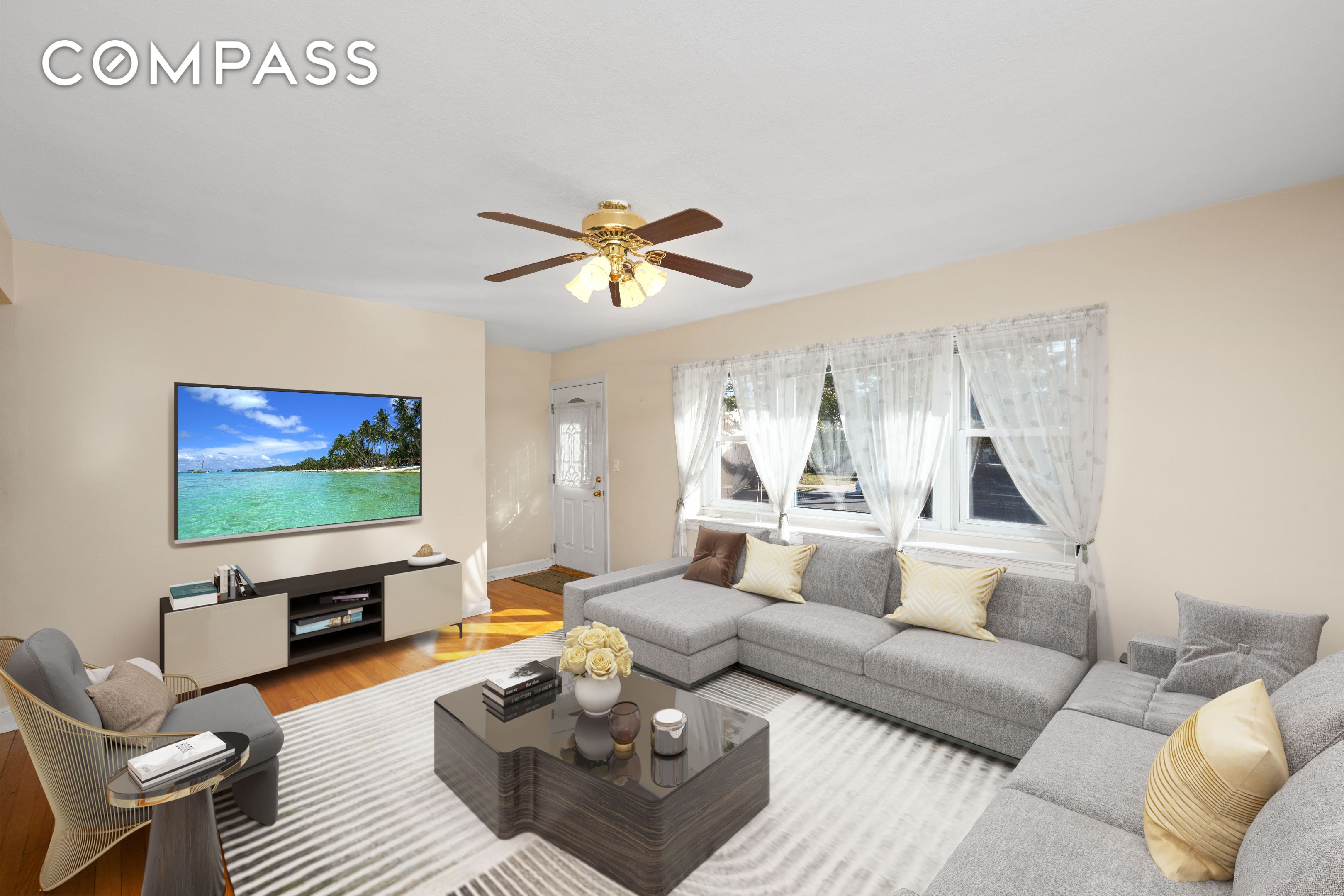 #8 photo, 522 Stewart Avenue, New York City , NY 10314