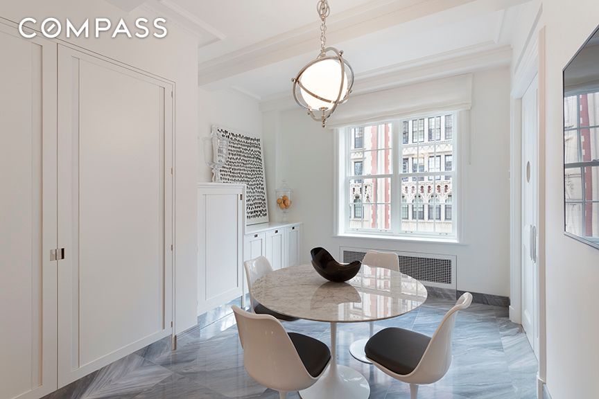 #10 photo, 21 E 66th Street, マンハッタン Lenox Hill , NY 10065