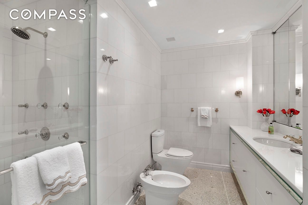 #16 photo, 21 E 66th Street, マンハッタン Lenox Hill , NY 10065