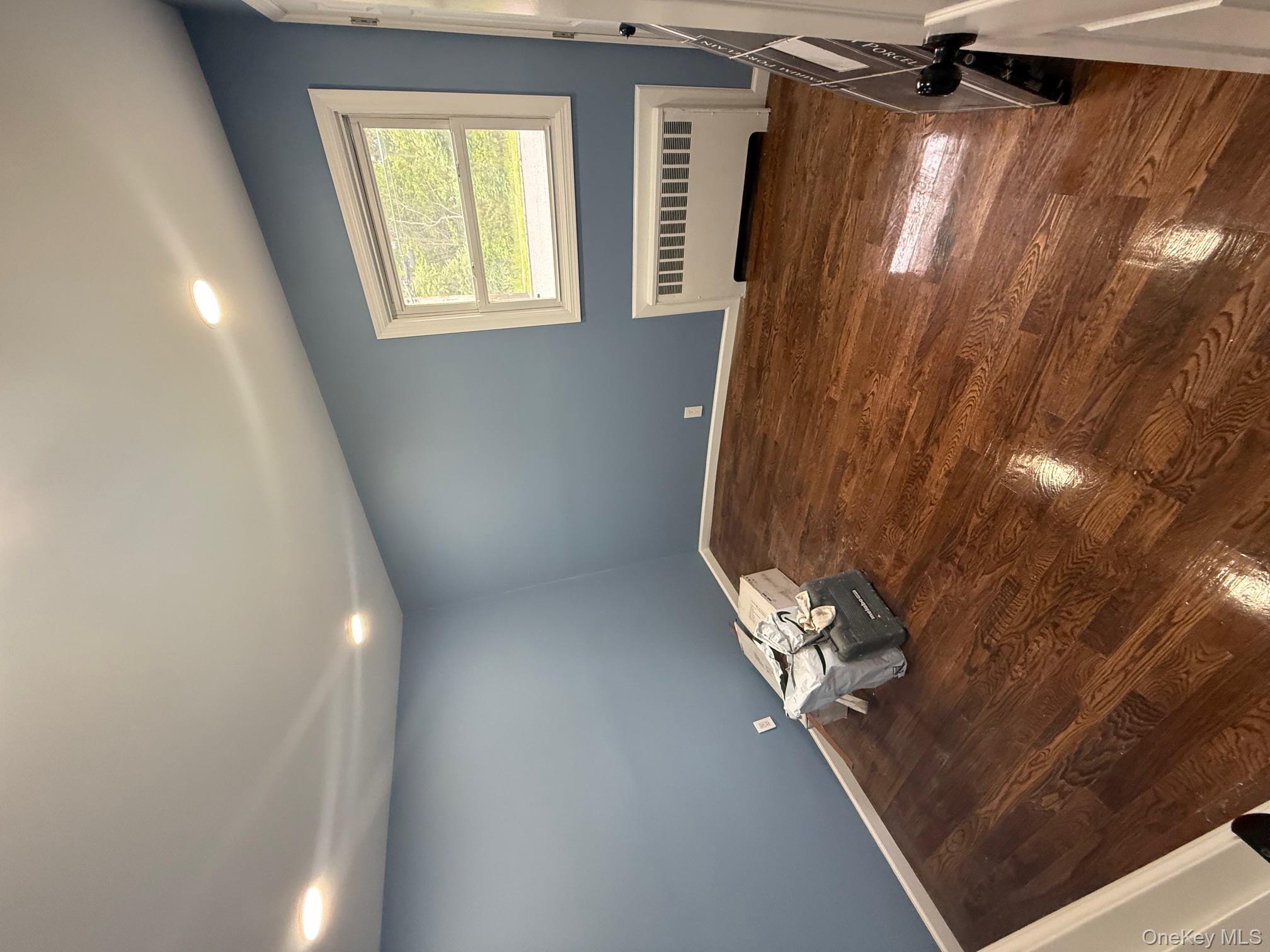 #8 photo, 25 Martin Road, ナッソー郡 Bethpage , NY 11714