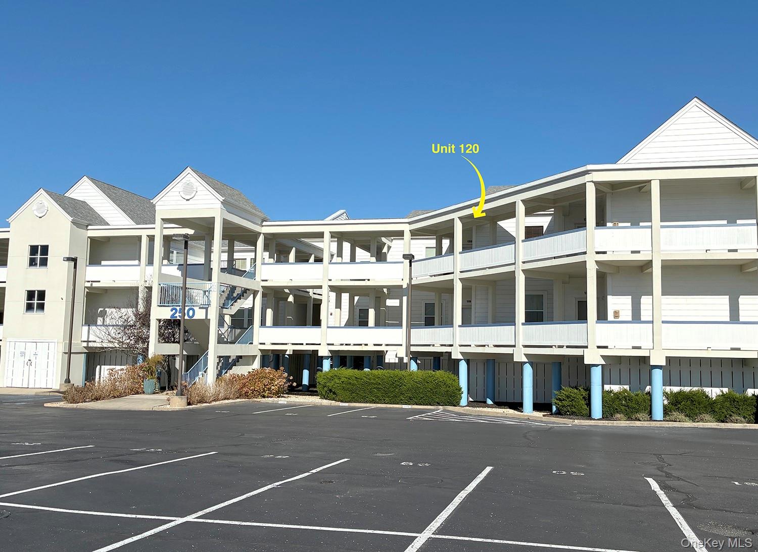 #12 photo, 250 Dune, サフォーク郡 Westhampton Beach , NY 11978